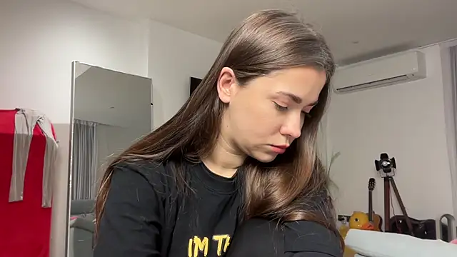 Mika Miller online show from February 2026 07:02:01 AM