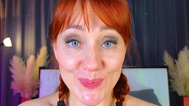 AlexaLenee online show from March 2025 11:31:02 AM