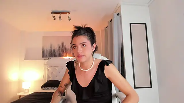 NoahCasstro online show from January 2025 09:57:02 PM