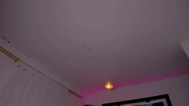 Scarlett 811 online show from November 2025 07:57:01 PM