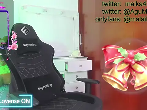 Snapshot of maika28 chatting on April 2026 01:27:02 PM maika28 online show from April 2026 01:27:02 PM