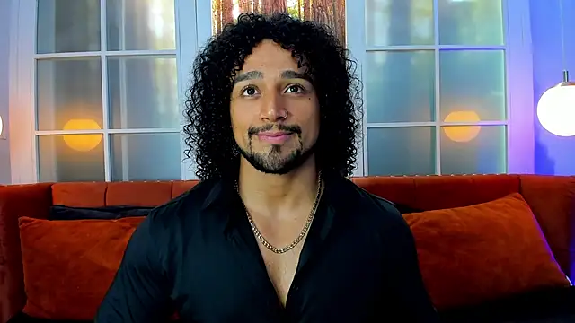 MikeEstevess online show from February 2025 01:44:01 PM