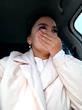 stacy stoone online show from October 2025 03:15:02 AM