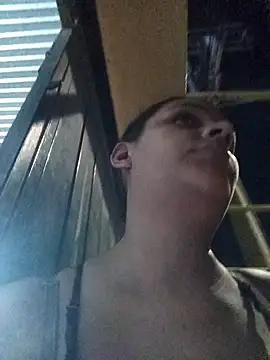 Snapshot of Andreita_95 chatting on November 2025 11:16:01 PM Andreita 95 online show from November 2025 11:16:01 PM