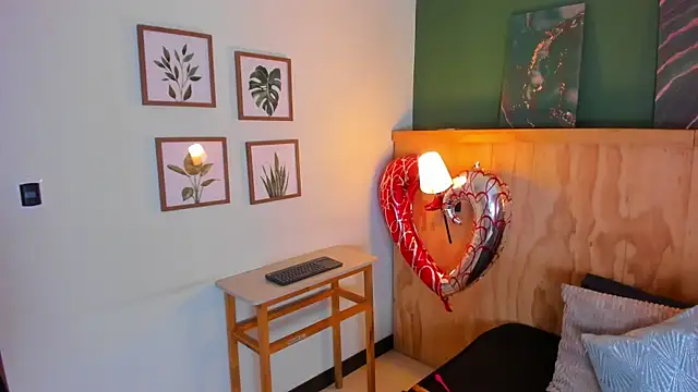 jacob-coper online show from February 2025 03:02:01 AM