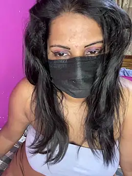 NOORA-GIRL online show from November 2025 11:31:02 AM