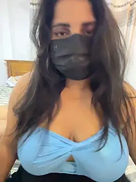 NOORA-GIRL online show from April 2026 02:03:02 PM