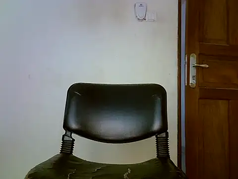 SWEETRENNE  online show from March 2025 04:51:01 AM