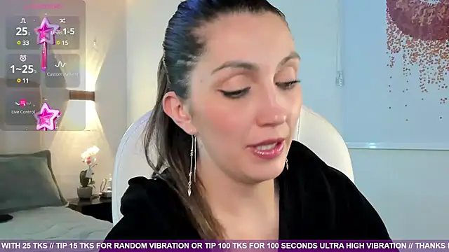 Snapshot of anny_sweet72 chatting on February 2025 04:03:01 PM anny sweet72 online show from February 2025 04:03:01 PM