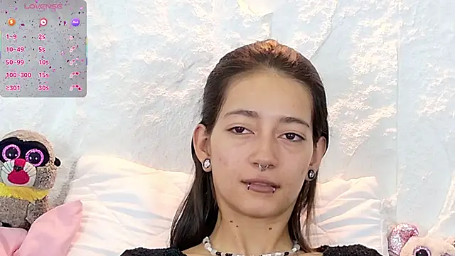 zorravioletta1 online show from November 2025 12:38:01 PM