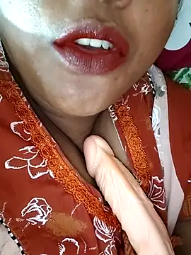 Snapshot of Swapna_143 chatting on March 2025 05:58:01 PM Swapna 143 online show from March 2025 05:58:01 PM