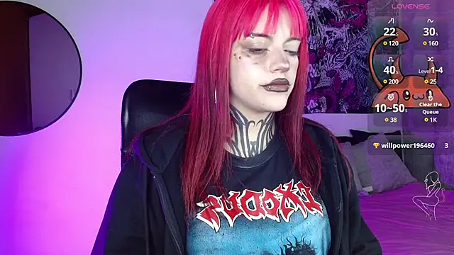 Snapshot of LilithMadness chatting on January 2025 03:37:02 AM LilithMadness online show from January 2025 03:37:02 AM