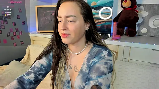 Kruela Eva online show from November 2025 11:21:02 PM