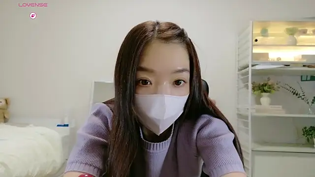 momochan88 online show from August 2026 07:00:02 AM