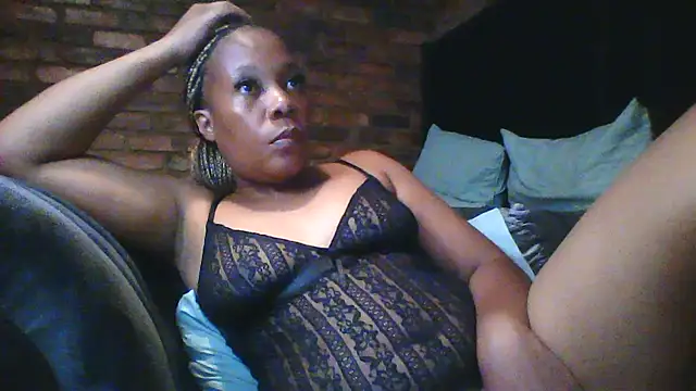 DIRTYTALKINQUEEN online show from January 2026 07:29:01 PM