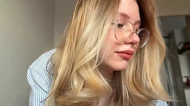 HoneyAudrey online show from February 2025 03:48:01 AM