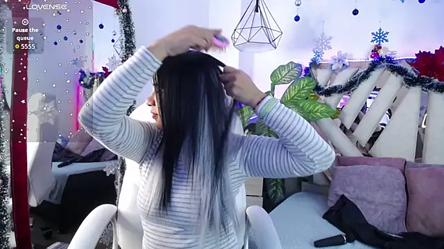 Camille jhonson online show from December 2025 10:11:02 AM