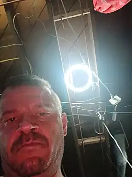 Davo84123 online show from July 2026 05:28:02 PM
