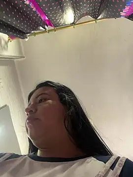 Devilsweet17 online show from February 2026 02:06:01 PM