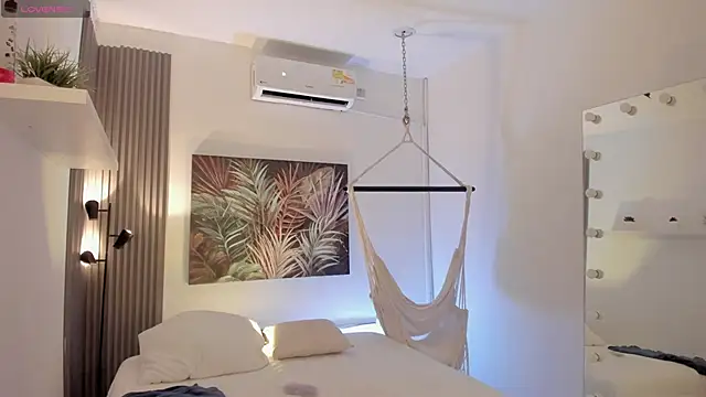 emma alice  online show from January 2026 10:28:02 AM