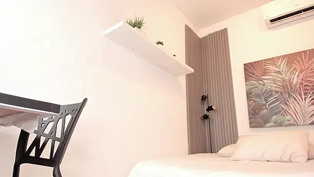 emma alice  online show from March 2026 12:02:02 PM