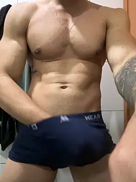 Lb20gostoso online show from September 2025 04:38:02 AM