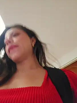 Karen San Miguel online show from December 2025 06:59:01 PM