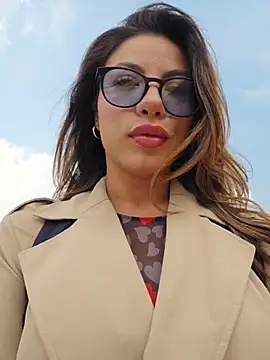 Karen San Miguel online show from February 2026 07:19:02 PM