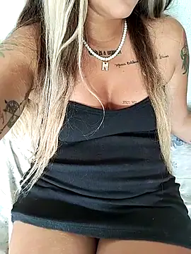 Snapshot of perolaar chatting on March 2025 10:30:02 AM perolaar online show from March 2025 10:30:02 AM