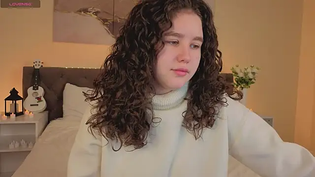 Ariella Sol online show from November 2025 01:05:02 AM