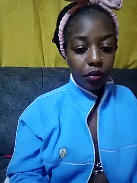 pretty-eyes23 online show from February 2025 07:49:01 PM