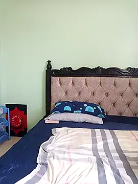 pretty-eyes23 online show from March 2025 06:31:01 AM