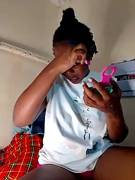 pretty-eyes23 online show from September 2025 09:36:01 AM