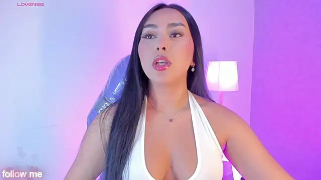 Snapshot of Cameliaa_Smiith chatting on February 2026 03:22:02 AM Cameliaa Smiith online show from February 2026 03:22:02 AM