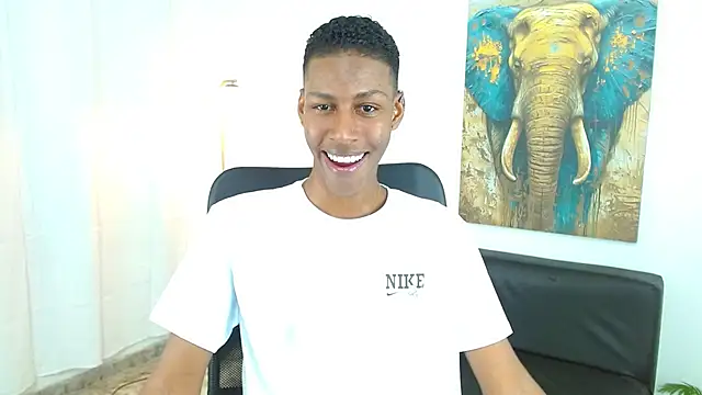 maiki18  online show from November 2025 08:52:02 PM