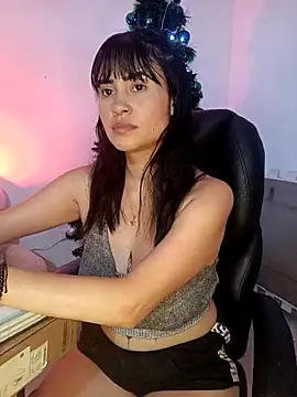 Snapshot of keelly_richaardson1 chatting on December 2024 06:38:01 PM keelly richaardson1 online show from December 2024 06:38:01 PM