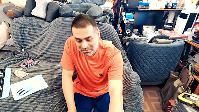 ClampMaster online show from October 2025 09:57:01 PM