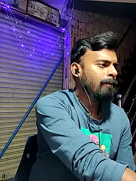 Snapshot of rayhan085 chatting on March 2025 01:03:01 PM rayhan085 online show from March 2025 01:03:01 PM