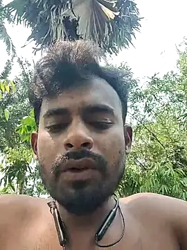 Snapshot of rayhan085 chatting on March 2025 07:09:02 AM rayhan085 online show from March 2025 07:09:02 AM