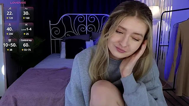 Snapshot of Diana_mysteryx chatting on January 2025 04:30:02 AM Diana mysteryx online show from January 2025 04:30:02 AM