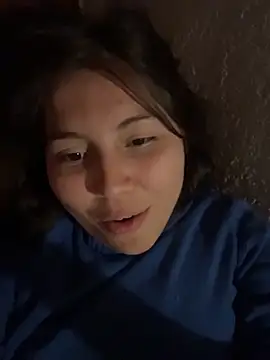 Emily Rowley online show from December 2025 03:46:01 AM