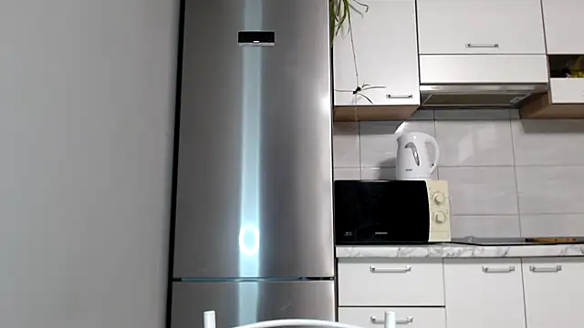 SierraSky  online show from March 2026 06:12:02 PM