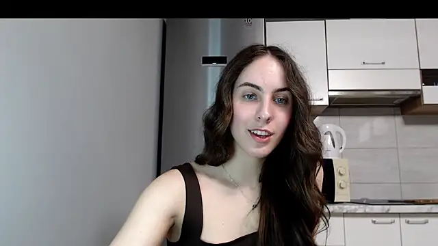 Snapshot of SierraSky_ chatting on May 2026 05:21:02 PM SierraSky online show from May 2026 05:21:02 PM