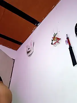 Leslly  online show from September 2025 11:49:01 PM