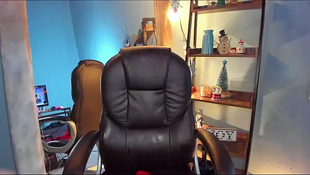 alikahouston4 online show from January 2025 01:43:01 PM