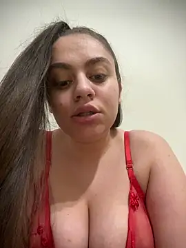 Snapshot of ayshalove chatting on February 2025 02:31:02 PM ayshalove online show from February 2025 02:31:02 PM