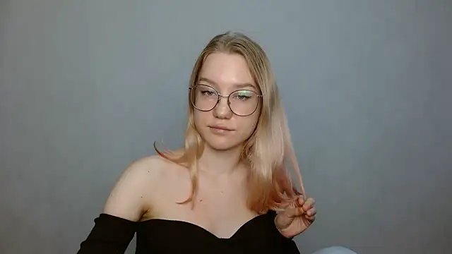 cindi hot online show from January 2025 11:31:02 AM