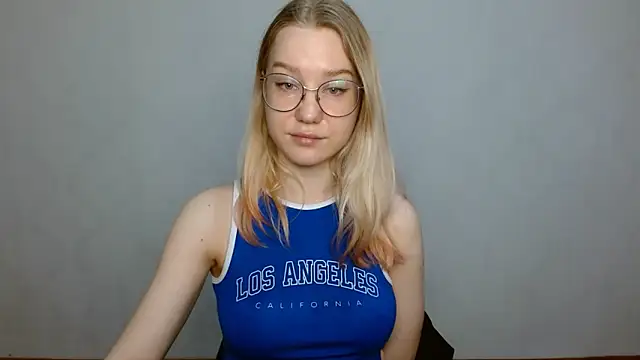 Snapshot of cindi_hot chatting on February 2025 11:33:02 AM cindi hot online show from February 2025 11:33:02 AM