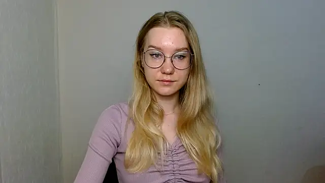 cindi hot online show from November 2025 09:44:02 AM