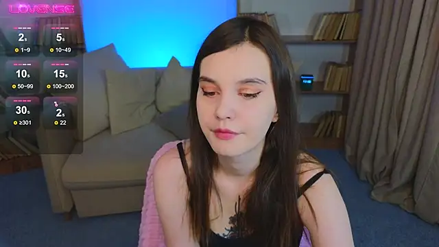 Snapshot of SusieMorris chatting on February 2025 01:59:02 AM SusieMorris online show from February 2025 01:59:02 AM